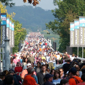 A crowded day on the Walkway