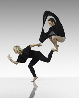  Amy Marshall and Chad Levy clothing by Norma Kamali who is costuming their new dance piece. Photo by Lois Greenfield